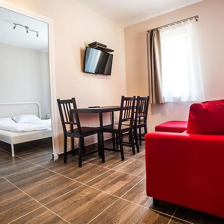 Tulipan Apartman Егер Екстериор снимка