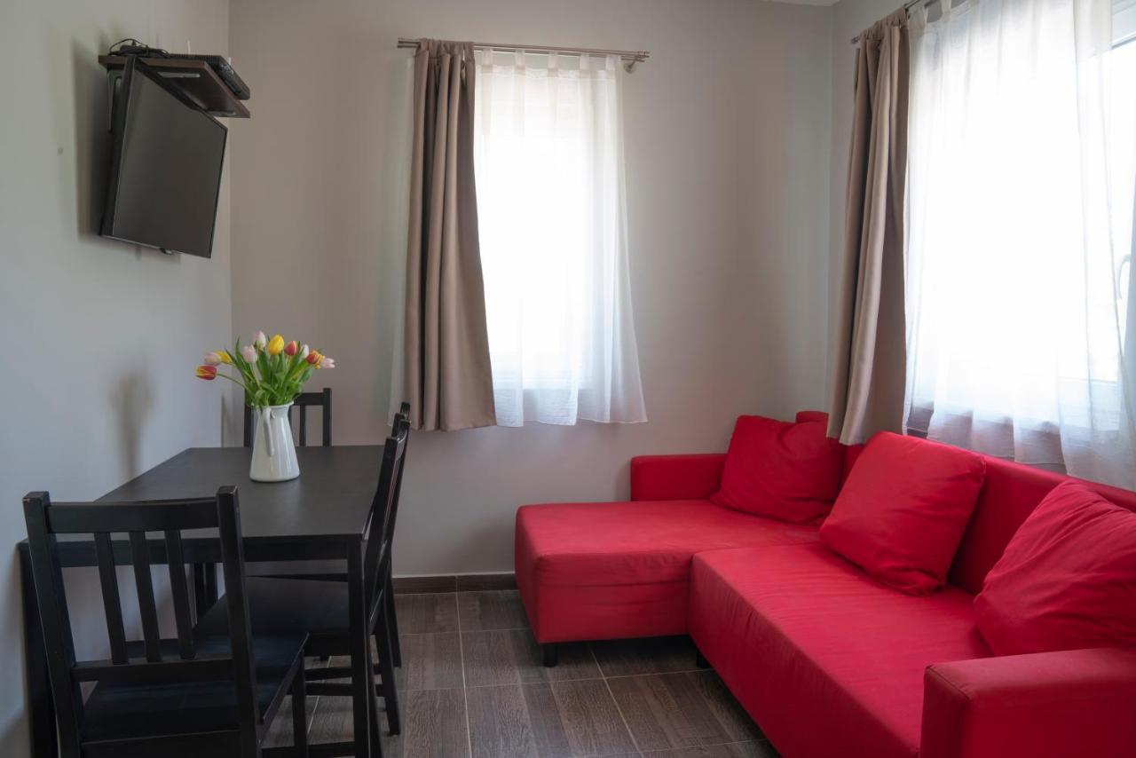 Tulipan Apartman Егер Екстериор снимка